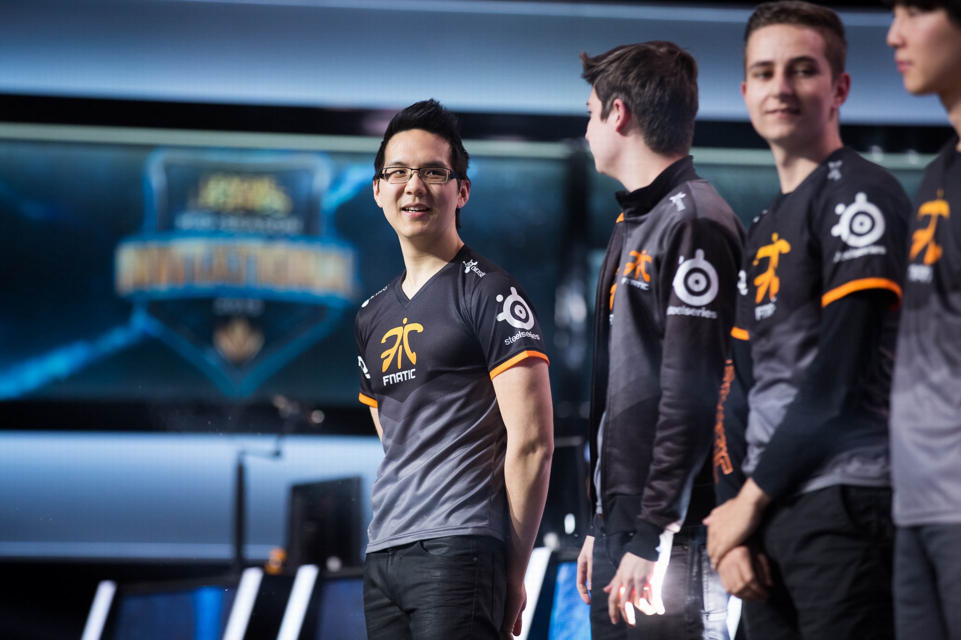 开云下载-HLE险胜FNC，Elk打出惊人五杀顶尖较量淘汰赛，成为赛场最大亮点的简单介绍