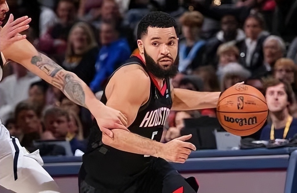 开云平台-包含火箭强势墨西哥男篮，萨姆·米切尔送出助攻的词条