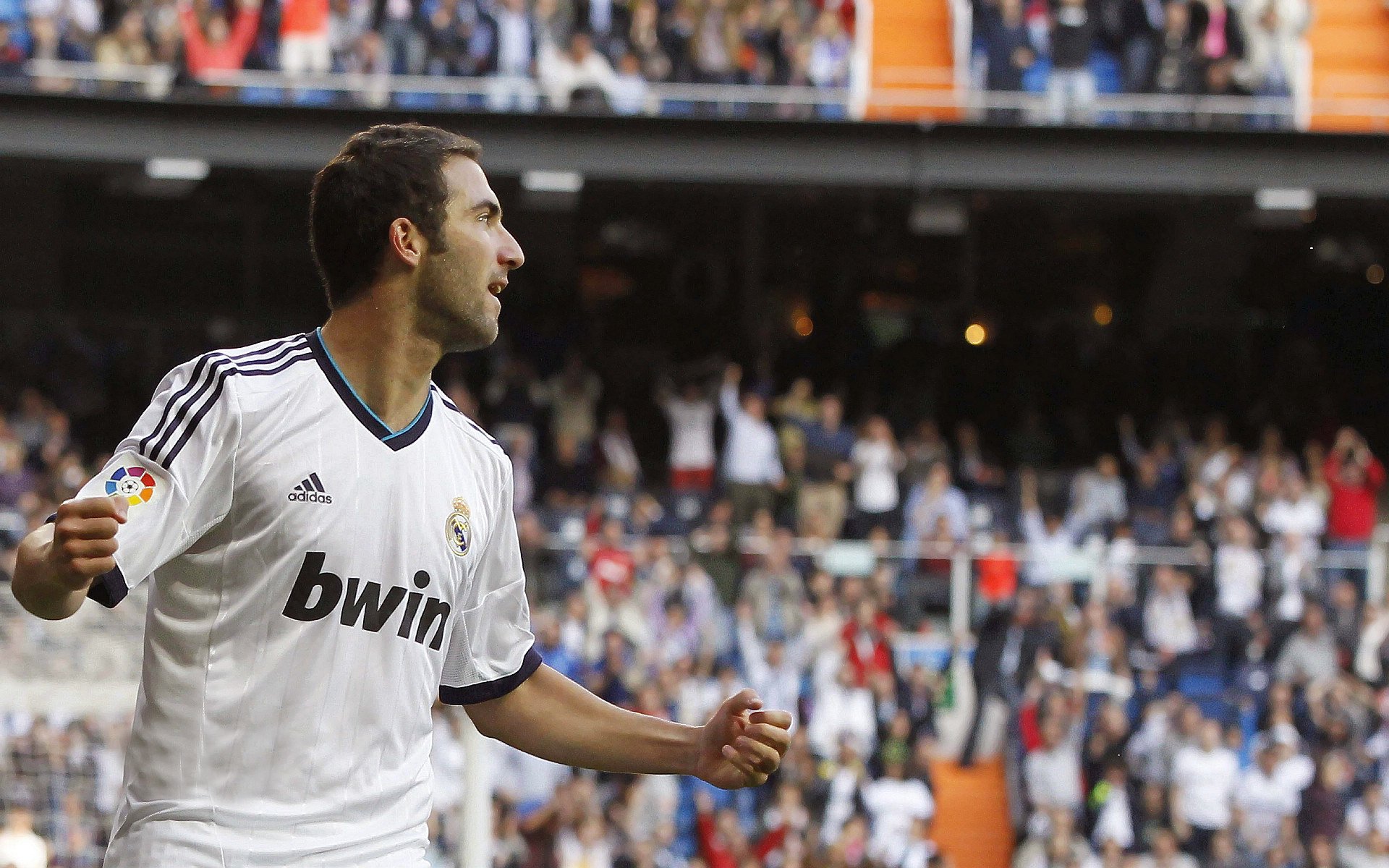 特奥·埃尔南德斯，当突尼斯蓝遇见摩纳哥红，舞台越大，剑锋越亮