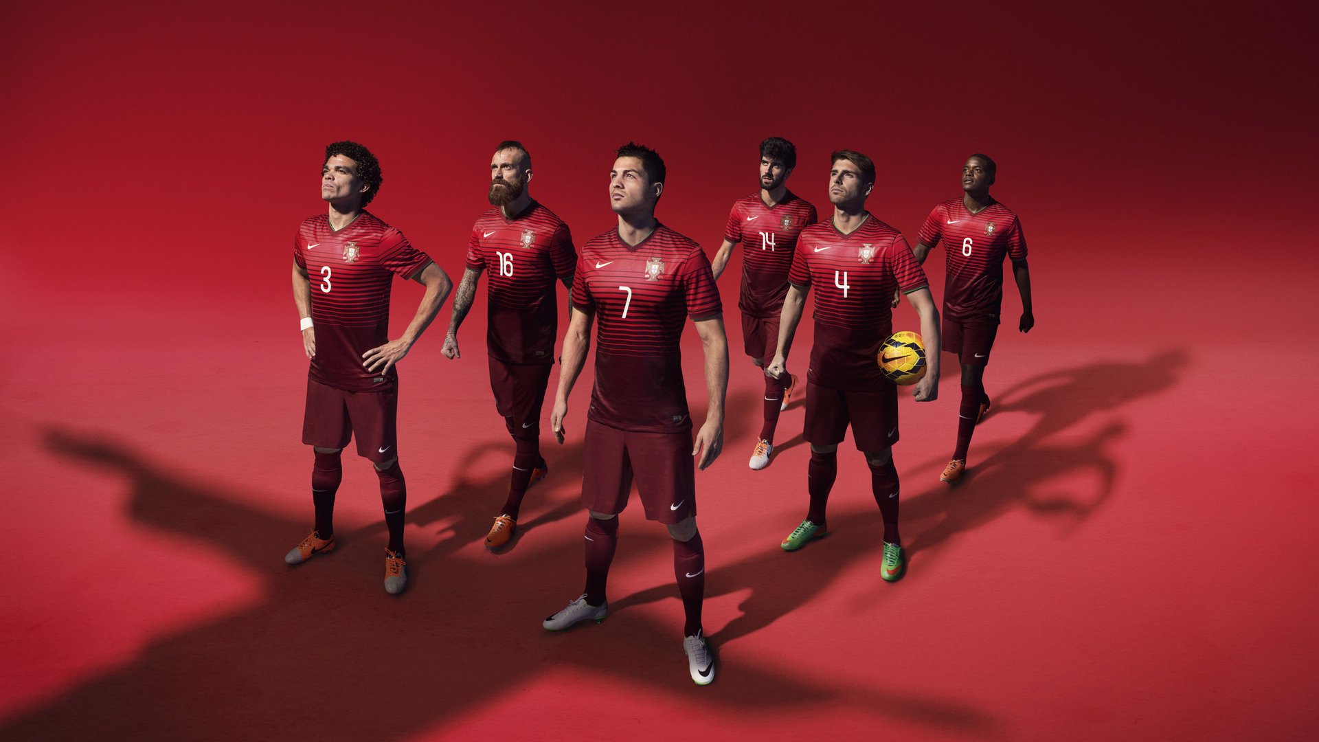 欧冠半决赛之夜，布克用实力证明自己