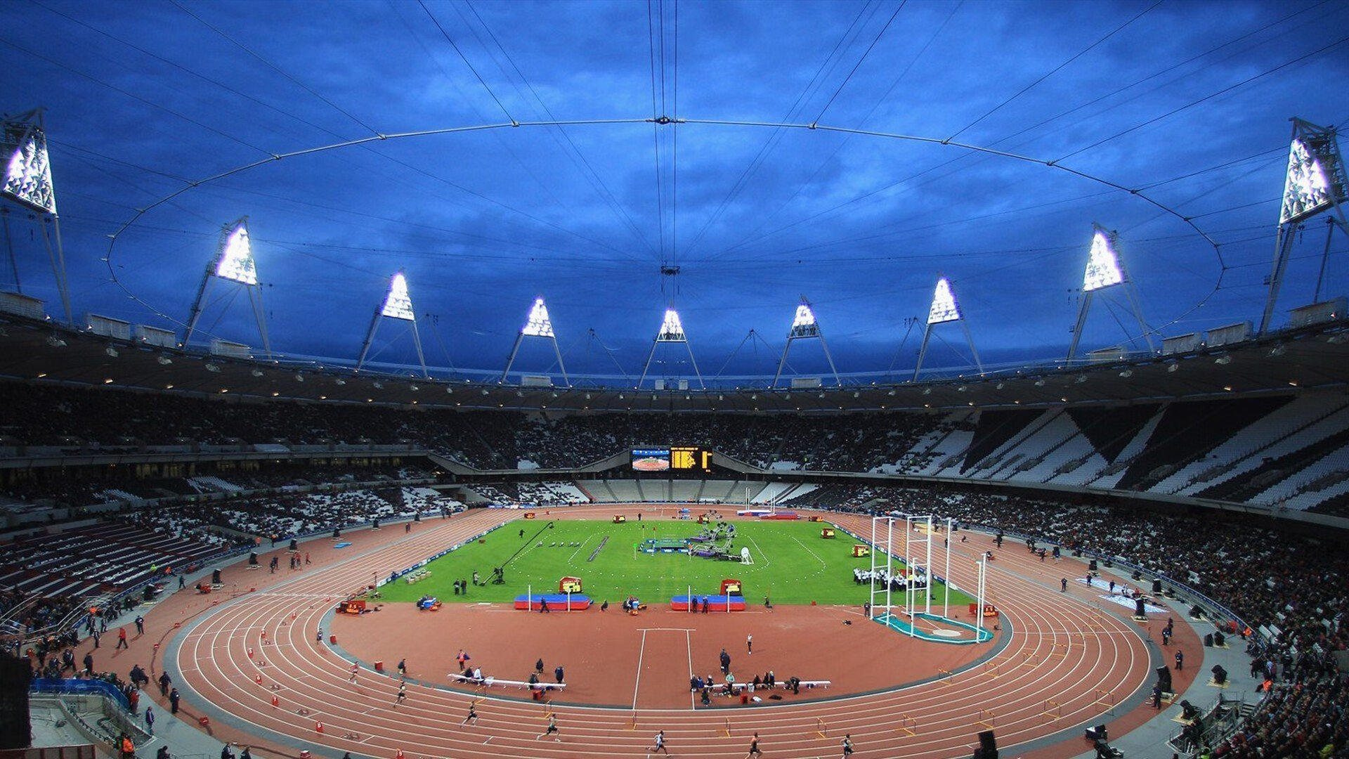 2026世界杯揭幕战，摩洛哥铁骑踏破波斯防线，莫德里奇不老的传奇之夜